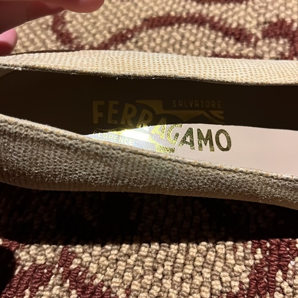 Salvatore Ferragamo Luigia, Avorio Calf Liz shoe 7AAA - Picture 5 of 7